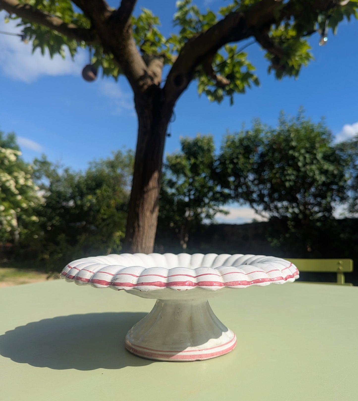 Hand Painted Scalloped Edged Pedestal