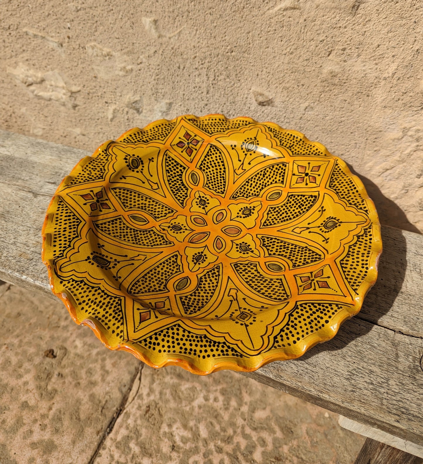 Large Scalloped Edged Serving Bowl