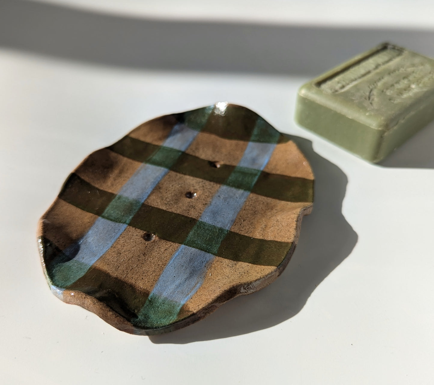 Wavy Gingham Soap Dish