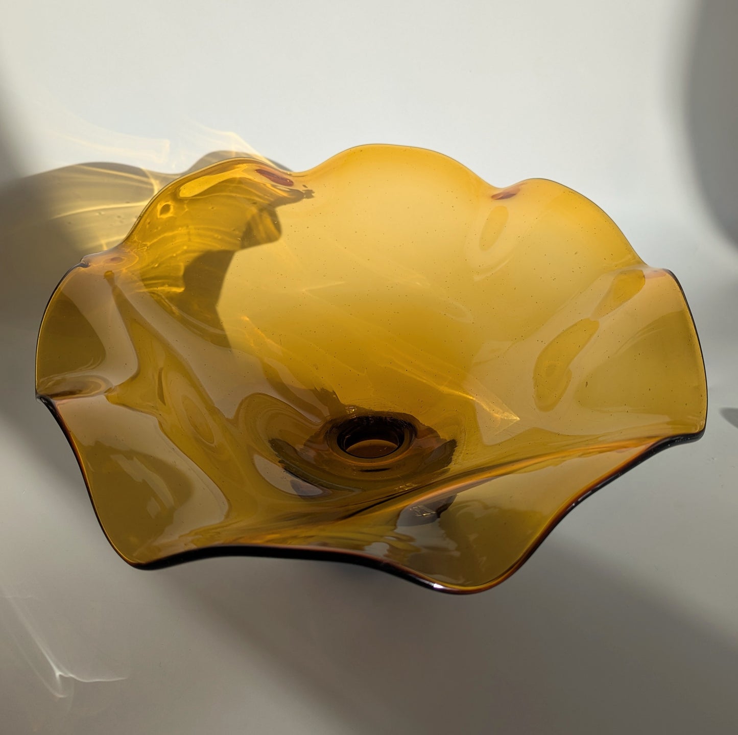 Amber Glass Wavy Pedastal