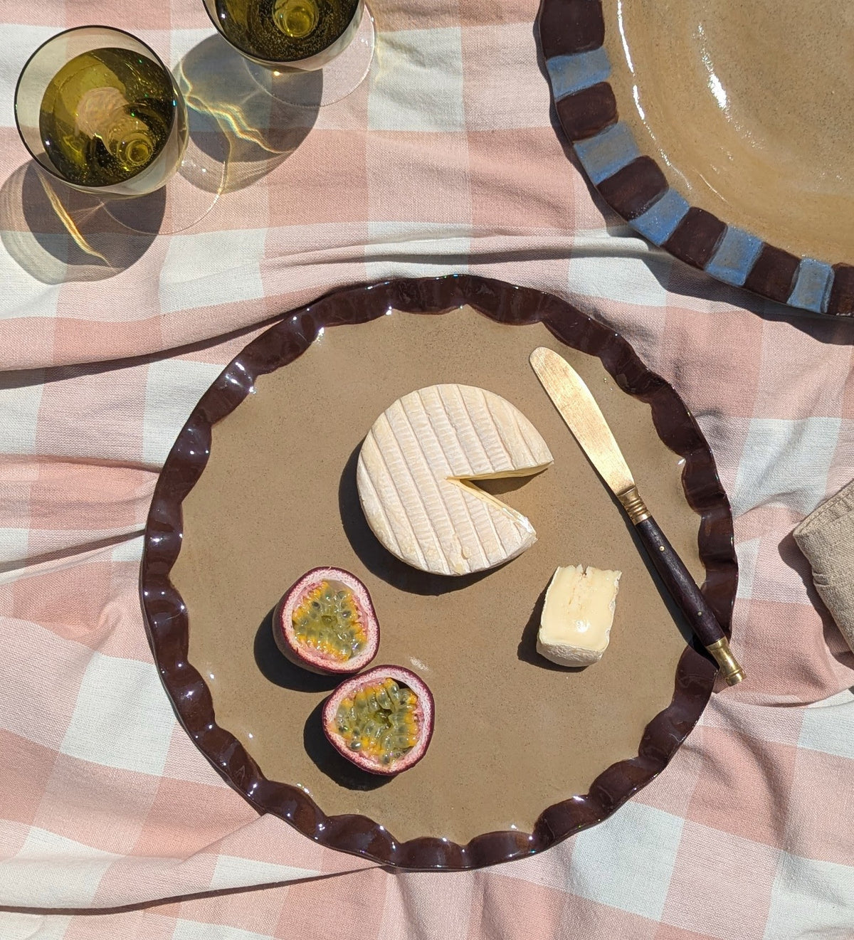 Chocolate Brown Edged Frill Platter
